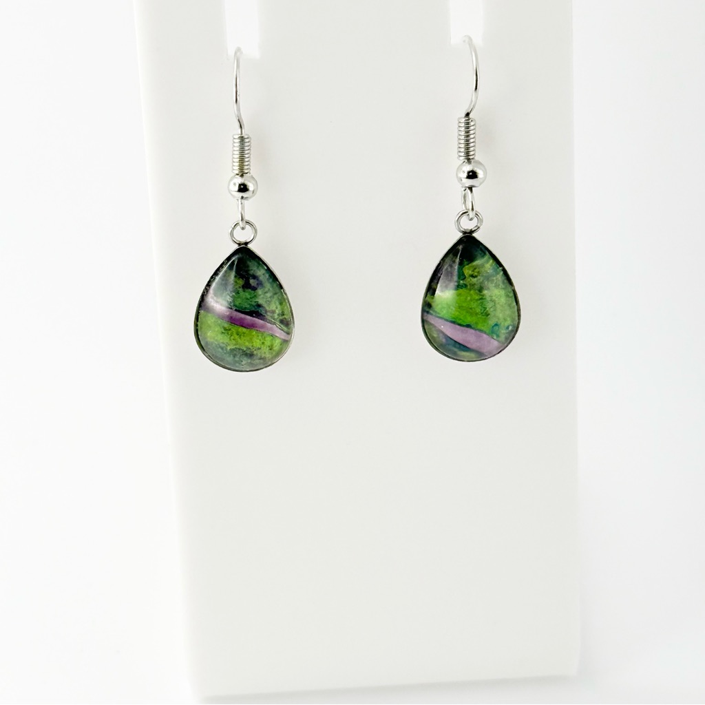 Chic Teardrop Earrings In Green And Purple 20$